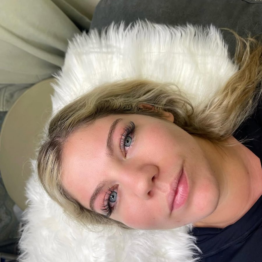 Ombré powder brows, healed